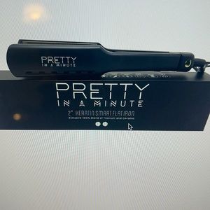 Pretty in a Minute 2” Keratin smart flat iron